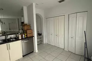 17084 SW 138th Ct, Miami, FL 33177 - Photo 8