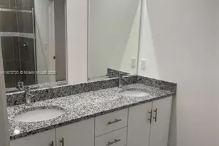 3034 E Briarwood Cir, Labelle, FL 33935 - Photo 4