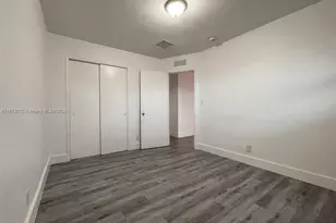 512 NE 4th Ave, Hallandale Beach, FL 33009 - Photo 10