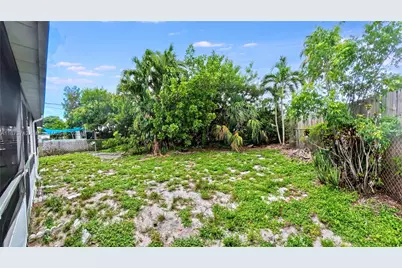 410 NW 52 St, Oakland Park, FL 33309 - Photo 22