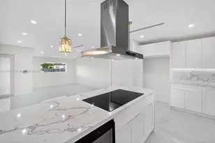 1011 NW 89th St, Miami, FL 33150 - Photo 16