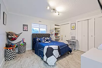 20100 SW 182nd Ave, Miami, FL 33187 - Photo 18