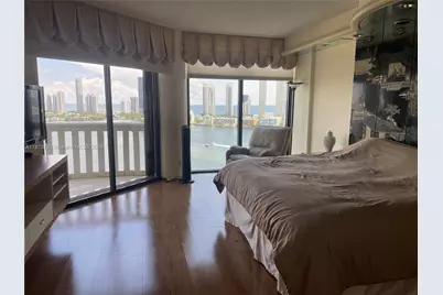 3000 Island Blvd #2405, Aventura, FL 33160 - Photo 12