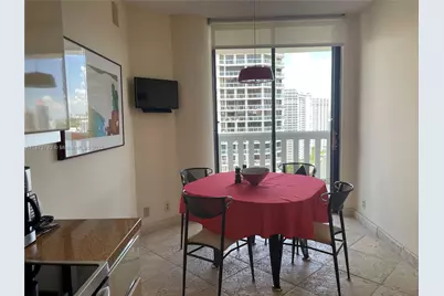 3000 Island Blvd #2405, Aventura, FL 33160 - Photo 10