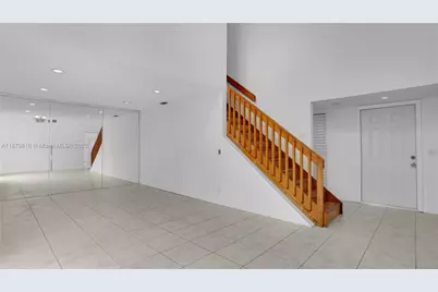 6460 NW 170th Ter #0, Hialeah, FL 33015 - Photo 8