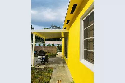 10440 NW 28th Ct, Miami, FL 33147 - Photo 44