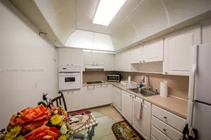 [Address not provided], Hollywood, FL 33019 - Photo 22