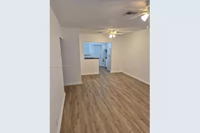 216 SW 9th St #2, Hallandale Beach, FL 33009 - Photo 2