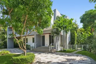 425 Harbor Dr, Key Biscayne, FL 33149 - Photo 2
