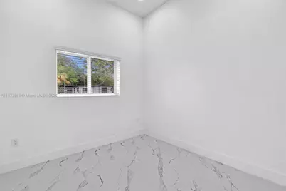 5850 NE 3rd Ave #1, Miami, FL 33137 - Photo 4