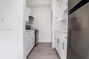 720 NW 4th Ave, Fort Lauderdale, FL 33311 - Photo 2