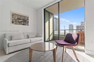 159 NE 6th St, Miami, FL 33132 - Photo 8