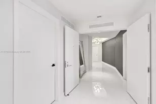 851 NE 1st Ave, Miami, FL 33132 - Photo 38