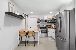 2170 NW 84th St, Miami, FL 33147 - Photo 6