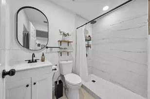 2170 NW 84th St, Miami, FL 33147 - Photo 12