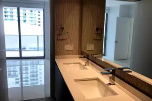 488 NE 18, Miami, FL 33132 - Photo 18