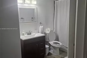 19655 E Country Club Dr, Aventura, FL 33180 - Photo 8