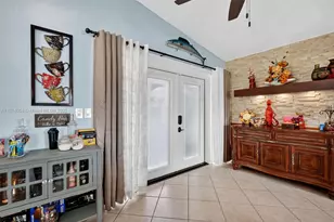 7120 Wilson St, Hollywood, FL 33024 - Photo 16