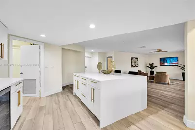 5706 Guava Dr, Tamarac, FL 33319 - Photo 2