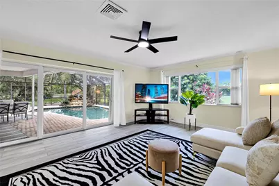 5706 Guava Dr, Tamarac, FL 33319 - Photo 10