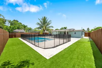 4313 SW 50th St, Dania Beach, FL 33314 - Photo 1