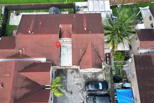 5698 W 25th Ct, Hialeah, FL 33016 - Photo 32