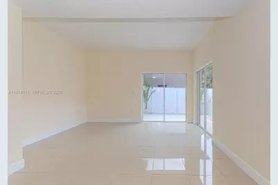 5698 W 25th Ct #5698, Hialeah, FL 33016 - Photo 10