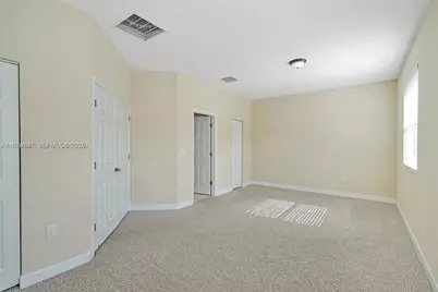 1048 NE 208th St #0, Miami, FL 33179 - Photo 18