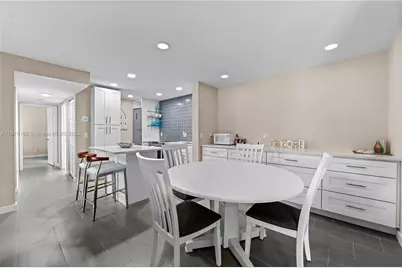 812 Sky Pine Way #C2, Greenacres, FL 33415 - Photo 8