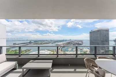 159 NE 6th St #4016, Miami, FL 33132 - Photo 4