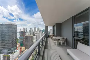 159 NE 6th St, Miami, FL 33132 - Photo 26