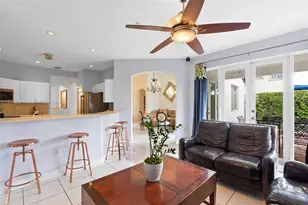 7841 NW 169th Terrace, Miami Lakes, FL 33016 - Photo 14