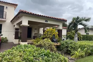 2701 SW 79th Ave, Miami, FL 33155 - Photo 2