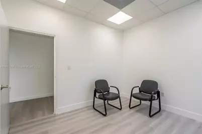 12550 Biscayne Blvd #505, North Miami, FL 33181 - Photo 18