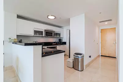 253 NE 2nd St #1907, Miami, FL 33132 - Photo 1