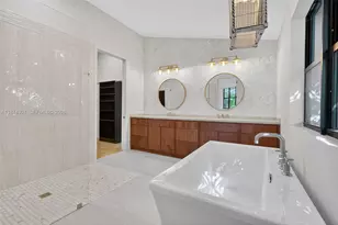 2330 Overbrook St, Coconut Grove, FL 33133 - Photo 66