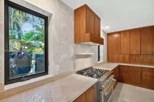 2330 Overbrook St, Coconut Grove, FL 33133 - Photo 20