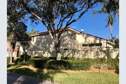 1140 Oysterwood St, Hollywood, FL 33019 - Photo 32