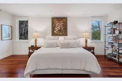 277 Veleros Ct, Coral Gables, FL 33143 - Photo 26