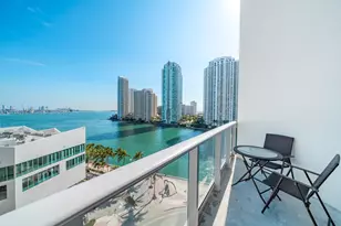 300 S Biscayne Blvd, Miami, FL 33131 - Photo 2