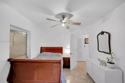 1260 NE 135th St, North Miami, FL 33161 - Photo 48
