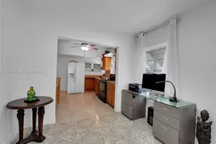 1260 NE 135th St, North Miami, FL 33161 - Photo 16