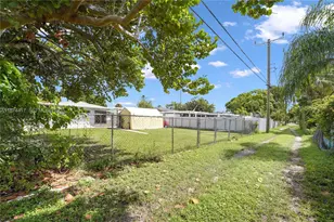 1260 NE 135th St, North Miami, FL 33161 - Photo 58