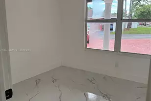 20819 NW 41st Avenue Rd, Miami Gardens, FL 33055 - Photo 10