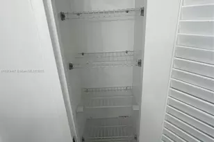 2899 Collins Ave, Miami Beach, FL 33140 - Photo 10