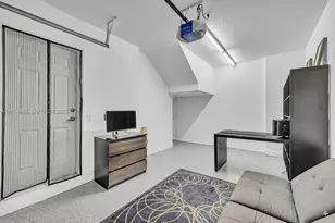 7400 Palomino Dr, Davie, FL 33024 - Photo 20