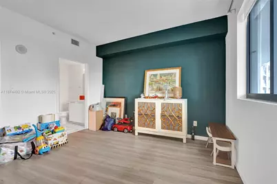 601 NE 36th St #2703, Miami, FL 33137 - Photo 32