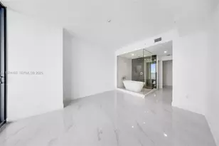 700 NE 24th St, Miami, FL 33137 - Photo 30