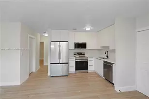 990 NE 159th St, North Miami Beach, FL 33162 - Photo 2