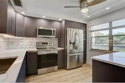 2501 Antigua Ter #D2, Coconut Creek, FL 33066 - Photo 4